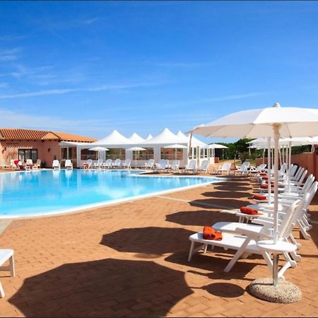 Residence Pierre & Vacances Vignola Mare Zewnętrze zdjęcie