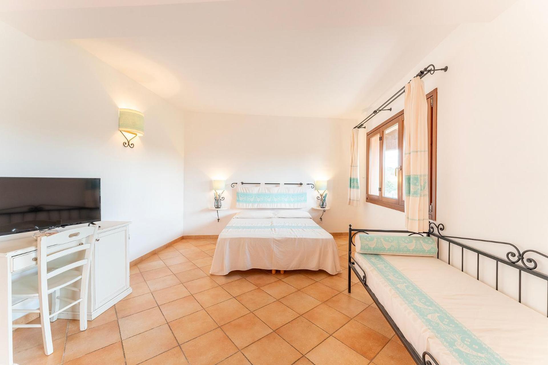 Residence Pierre & Vacances Vignola Mare Zewnętrze zdjęcie